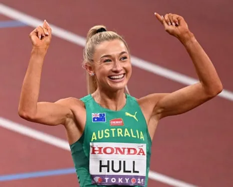 Aussie Jess Hull Seizes Another Opportunity, Advances to Global Competition Decider