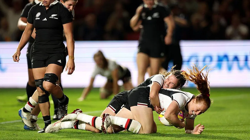 Stunning North American squad trounce New Zealand to progress to title decider