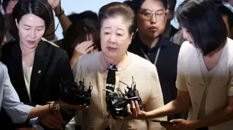 Disputed Religious Head Denies Gift-giving Claims Against Ex-South Korea President's Wife