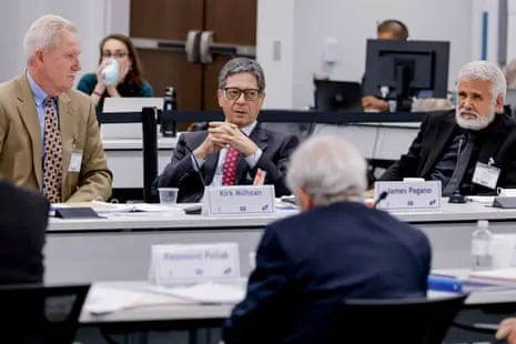 RFK Jr’s Vaccine Advisers Eliminate Doctor’s Note Need for Coronavirus Shot, Emphasizing Individual Decision