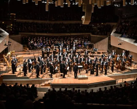 Schoenberg: Violin Concerto, Transfigured Night, Die Jakobsleiter Recording Review – An Engaging and Impressive Release