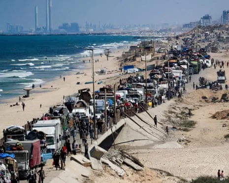 Israeli Forces Announces Short-Term Evacuation Corridor for Northern Gaza Civilians